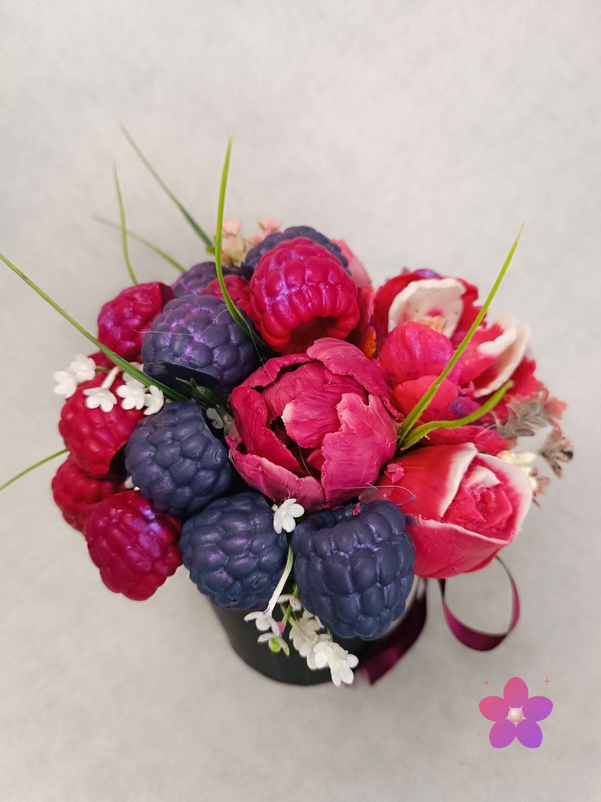 Raspberry bouquet with Tulips